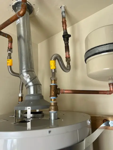 Water heater installation and plumbing repair in Astrodome